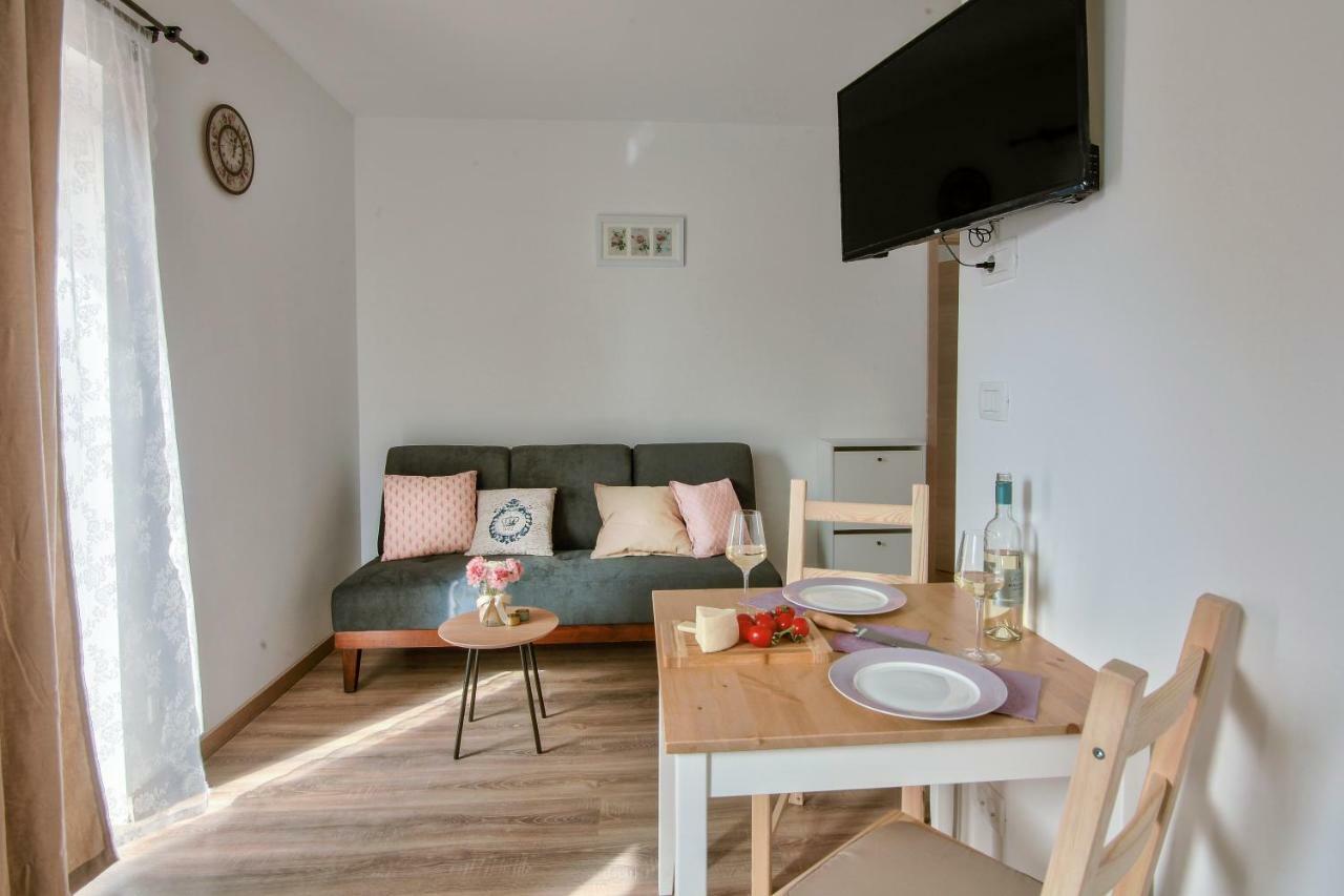 Tiny Garden Appartement *